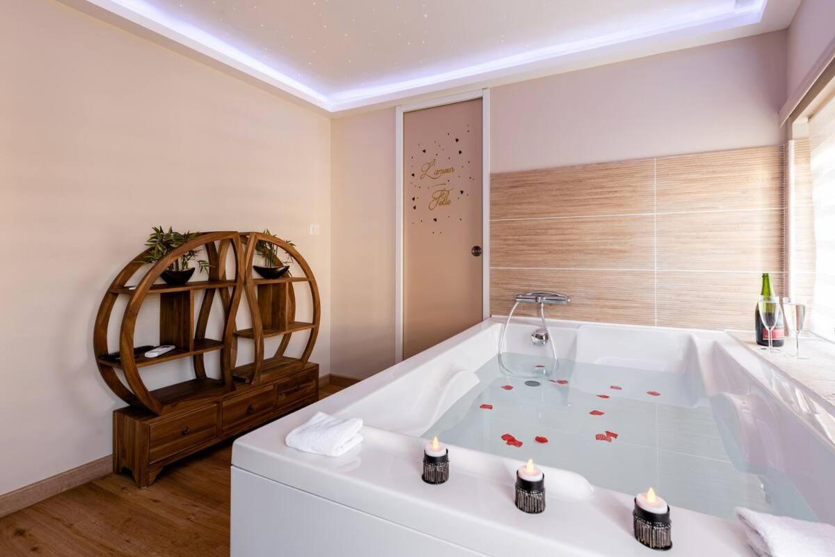 Studio Love Room Spa Baignoire Double La Ciotat Centre Port Exterior photo