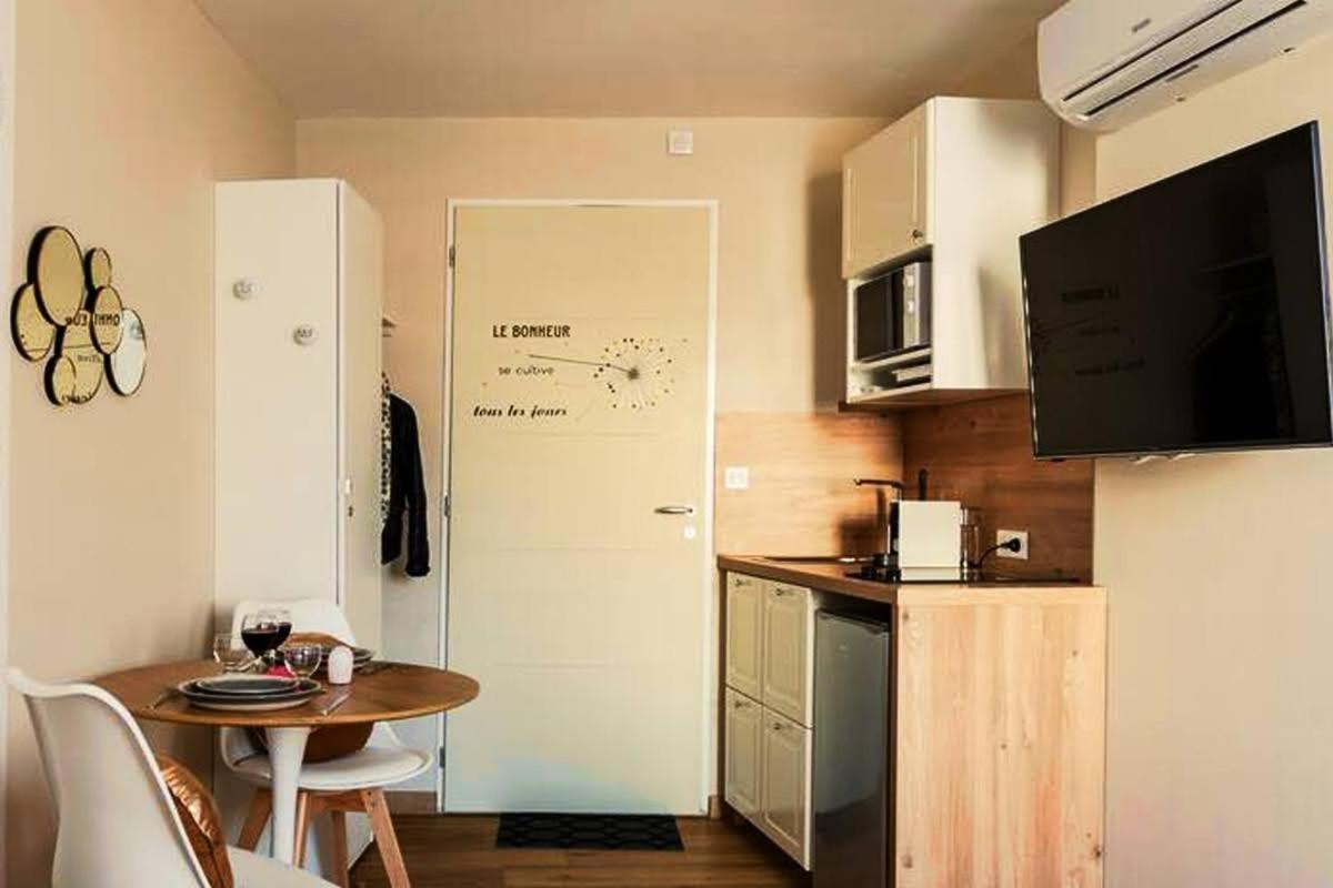 Studio Love Room Spa Baignoire Double La Ciotat Centre Port Exterior photo